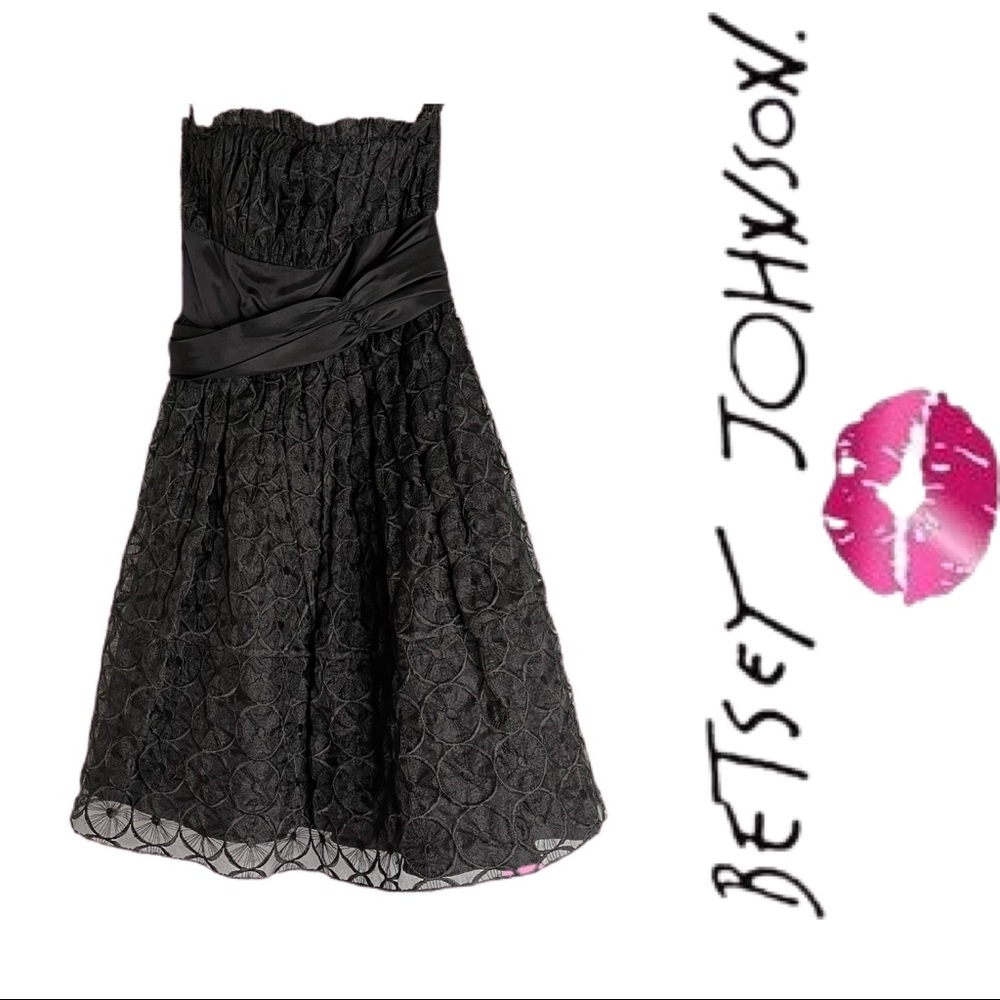Betsy Johnson Black Strapless size 2 Dress